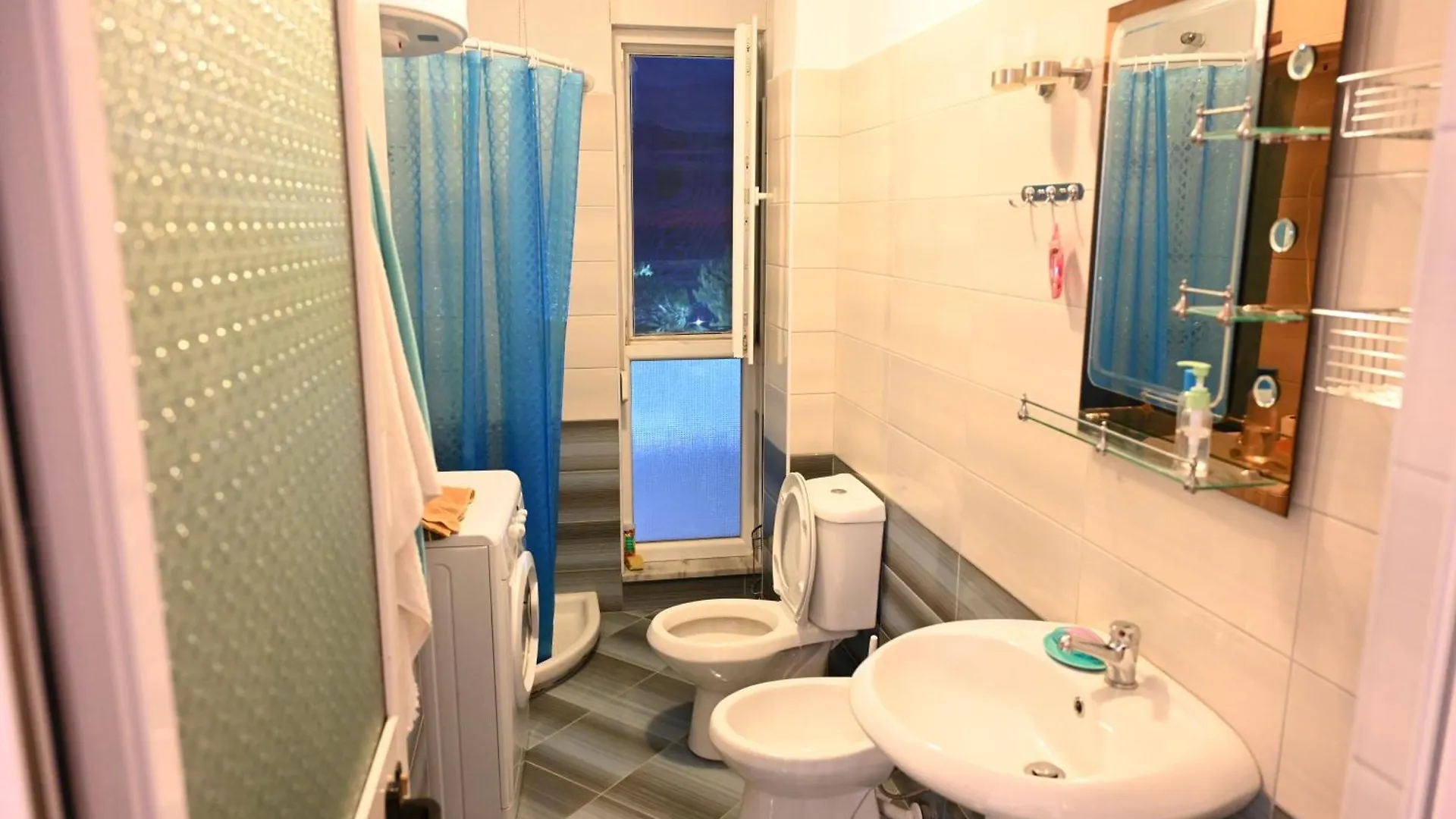Holiday Apartments - Shëngjin